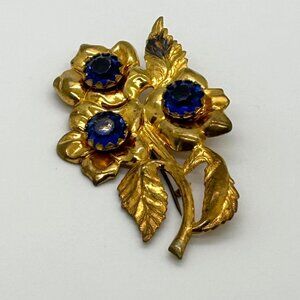 Vintage 1940s Retro Gold Tone Floral Brooch With Blue Rhinestone Flowers READ